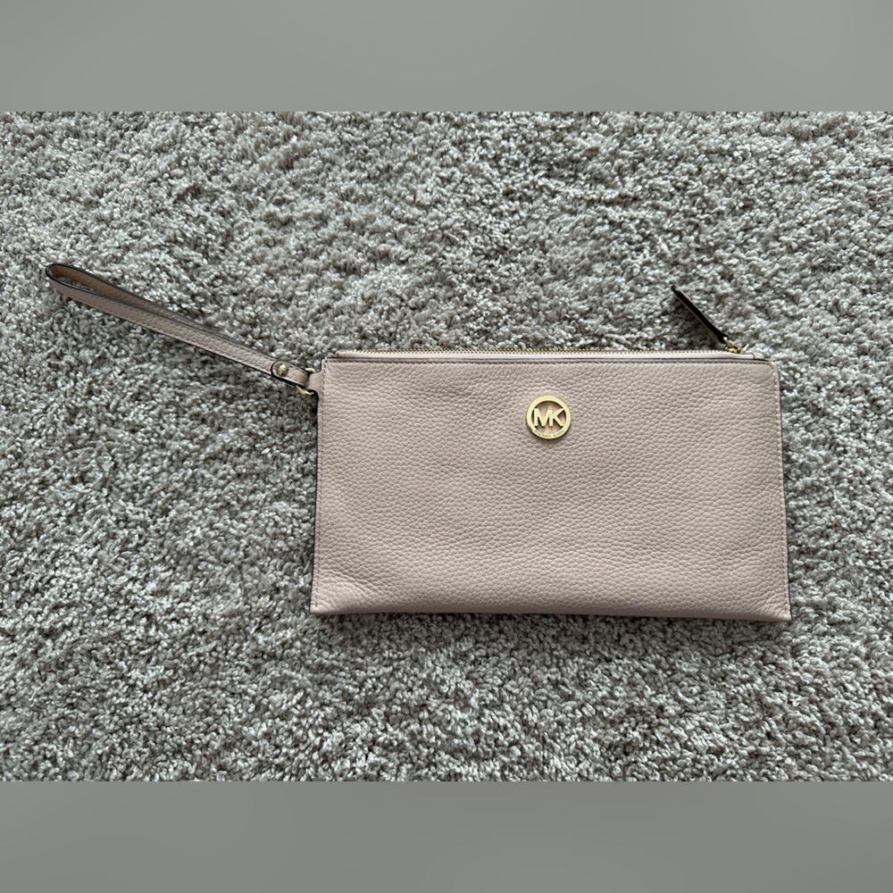 Michael Kors Leather Wristlet